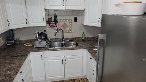 937 Fennell Avenue E, Hamilton, ON - Indoor Photo Showing Kitchen With Double Sink
