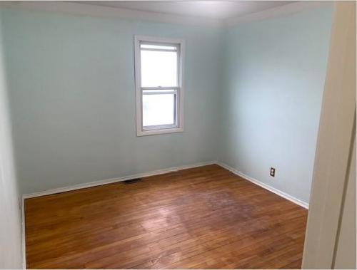 937 Fennell Avenue E, Hamilton, ON - Indoor Photo Showing Other Room
