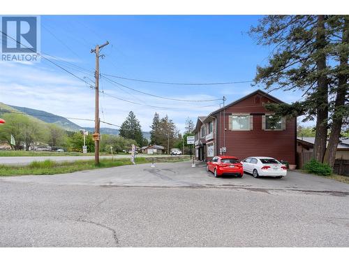 5661 97 Highway, Falkland, BC 