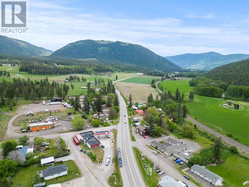 5661 97 Highway, Falkland, BC 