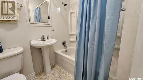 203 1St Street S, Middle Lake, SK - Indoor Photo Showing Bathroom