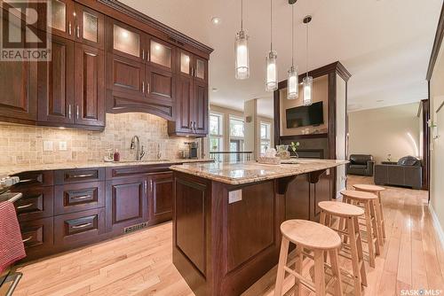 7 Emerald Ridge, White City, SK - Indoor Photo Showing Kitchen With Upgraded Kitchen