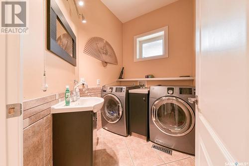 7 Emerald Ridge, White City, SK - Indoor Photo Showing Laundry Room