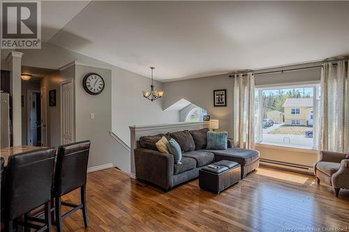 236 Porter Street, Saint John, NB - Indoor Photo Showing Living Room