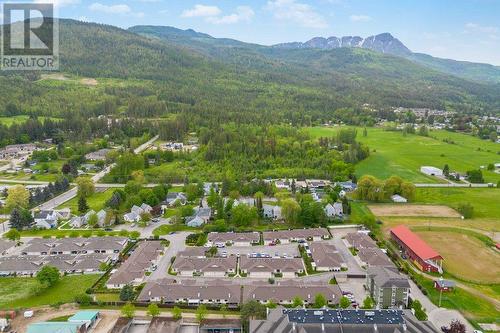 151 8Th Avenue Sw Unit# 18, Salmon Arm, BC - Outdoor With View