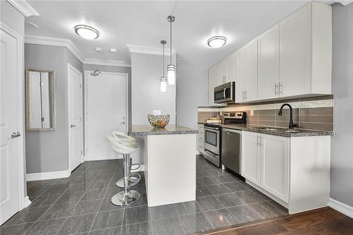 350 Concession Street|Unit #101, Hamilton, ON - Indoor Photo Showing Kitchen With Upgraded Kitchen