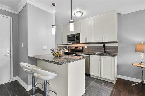 350 Concession Street|Unit #101, Hamilton, ON - Indoor Photo Showing Kitchen With Upgraded Kitchen