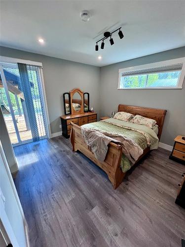 2531 Coalmont Road, Tulameen, BC - Indoor Photo Showing Bedroom