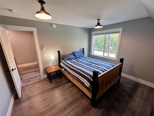 2531 Coalmont Road, Tulameen, BC - Indoor Photo Showing Bedroom