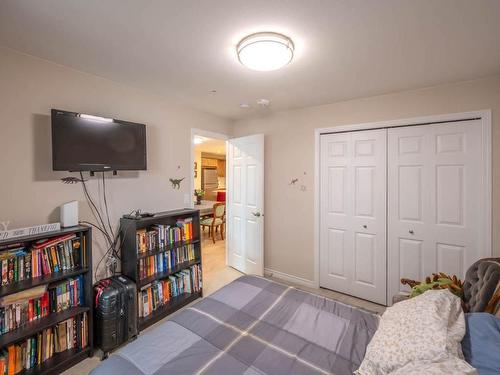 506-3346 Skaha Lake Road, Penticton, BC - Indoor Photo Showing Bedroom
