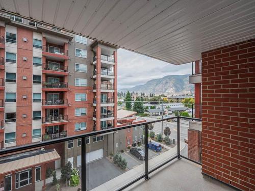 506-3346 Skaha Lake Road, Penticton, BC - Outdoor With Exterior