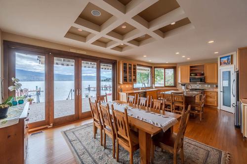 17019 Lakeshore Drive, Summerland, BC - Indoor Photo Showing Dining Room