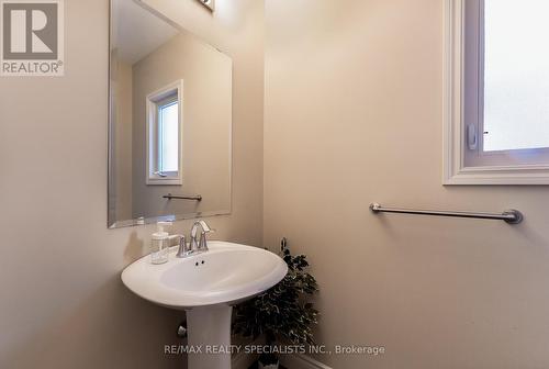 1762 Waterwheel Lane, London, ON - Indoor Photo Showing Bathroom