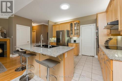 200 Ridge Road, Guelph/Eramosa, ON - Indoor Photo Showing Kitchen With Upgraded Kitchen