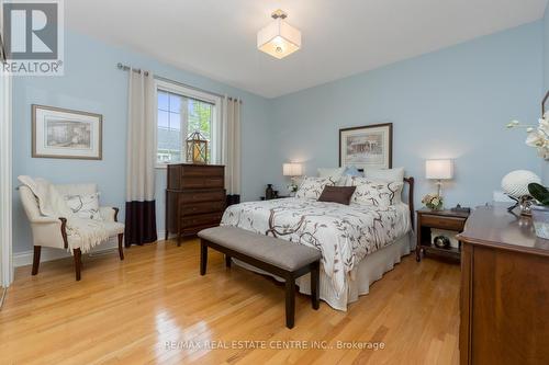 200 Ridge Road, Guelph/Eramosa, ON - Indoor Photo Showing Bedroom