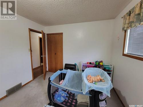 156 9Th Avenue E, Unity, SK - Indoor