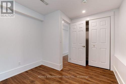 54 West Avenue N, Hamilton, ON - Indoor Photo Showing Other Room