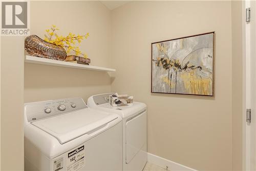 8 Ben Tekamp Terrace, Brockville, ON - Indoor Photo Showing Laundry Room