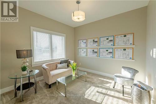 10 Ben Tekamp Terrace, Brockville, ON - Indoor Photo Showing Living Room