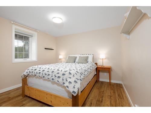 201 Archibald Street, Kimberley, BC - Indoor Photo Showing Bedroom