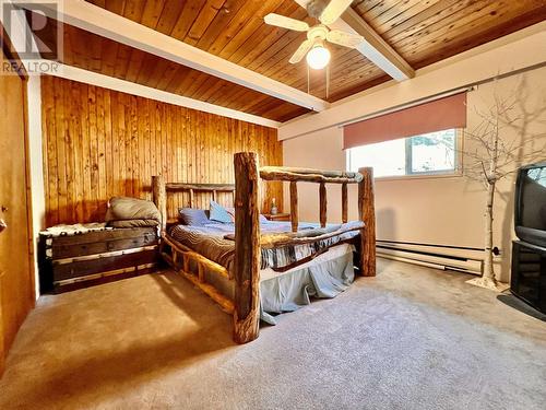 6028 West Fraser Road, Williams Lake, BC - Indoor Photo Showing Bedroom
