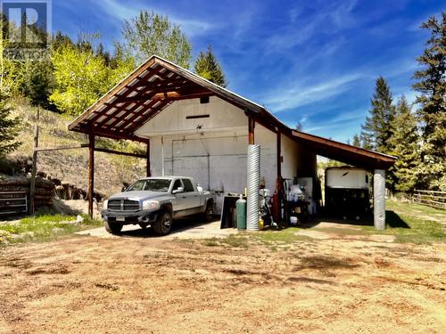 6028 West Fraser Road, Williams Lake, BC - Outdoor With Exterior