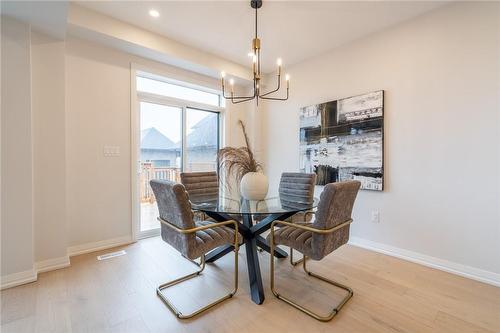 121 Whitefish Crescent, Stoney Creek, ON - Indoor Photo Showing Dining Room