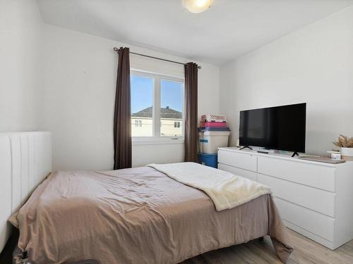 Chambre Ã  coucher principale - 326 Rue Des Hauts-Bois, Gatineau (Masson-Angers), QC - Indoor Photo Showing Bedroom