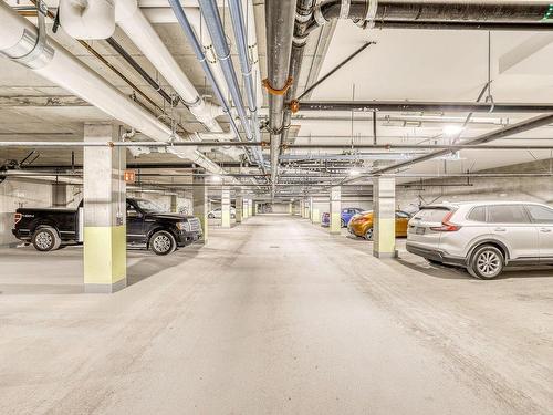Parking - 105-40 Rue Jos-Montferrand, Gatineau (Hull), QC - Indoor Photo Showing Garage