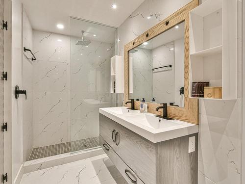 Salle de bains - 55 Ch. De La Colline, Saint-Sauveur, QC - Indoor Photo Showing Bathroom