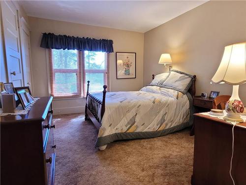 56064 12 Road W, Cartier Rm, MB - Indoor Photo Showing Bedroom