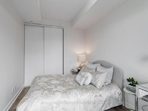 4416-87 Peter St, Toronto, ON - Indoor Photo Showing Bedroom