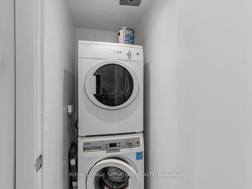 4416-87 Peter St, Toronto, ON - Indoor Photo Showing Laundry Room