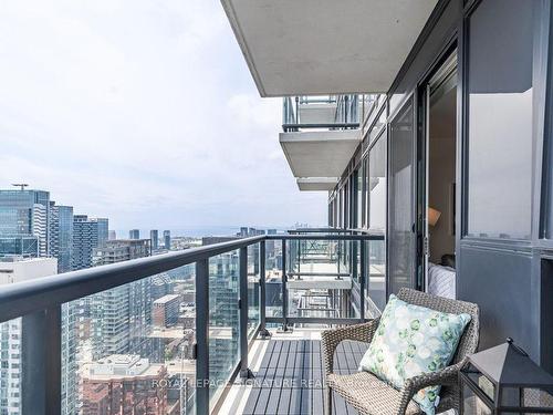 4416-87 Peter St, Toronto, ON - Outdoor With Balcony With Exterior
