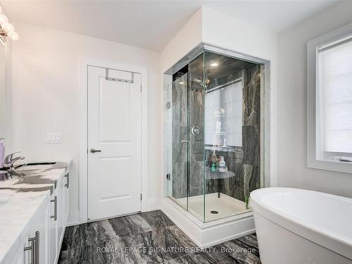 187 Ben Sinclair Ave, East Gwillimbury, ON - Indoor Photo Showing Bathroom