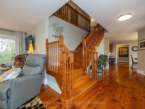 714329 Baseline Rd, Grey Highlands, ON - Indoor Photo Showing Other Room