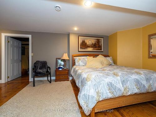 714329 Baseline Rd, Grey Highlands, ON - Indoor Photo Showing Bedroom