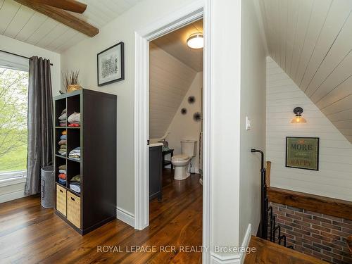 714329 Baseline Rd, Grey Highlands, ON - Indoor Photo Showing Other Room