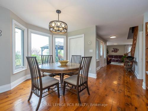 714329 Baseline Rd, Grey Highlands, ON - Indoor Photo Showing Dining Room