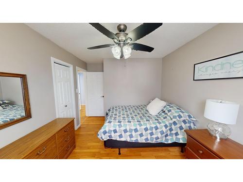 2617 2Nd Street S, Cranbrook, BC - Indoor Photo Showing Bedroom