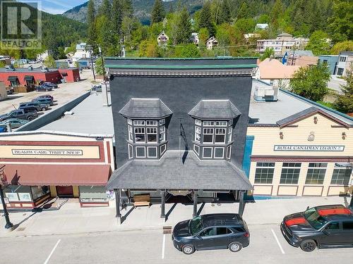 2063 Washington Street, Rossland, BC 