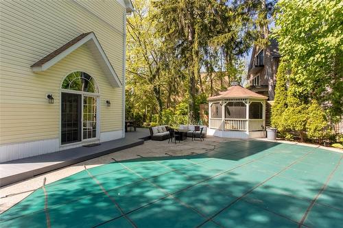 2411 Lakeshore Road, Burlington, ON - Outdoor With In Ground Pool
