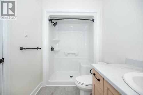 20 Durant Street, Petawawa, ON - Indoor Photo Showing Bathroom