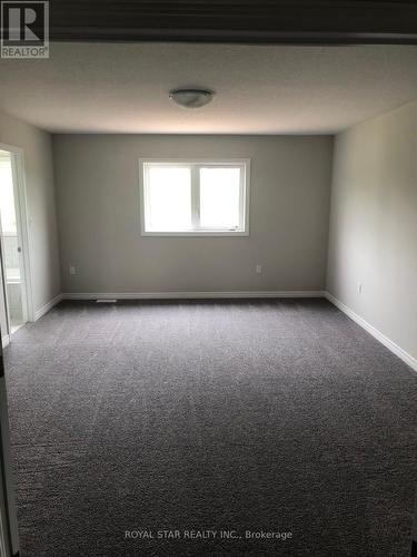 41 Llyod Davies Way, Hamilton, ON - Indoor Photo Showing Other Room