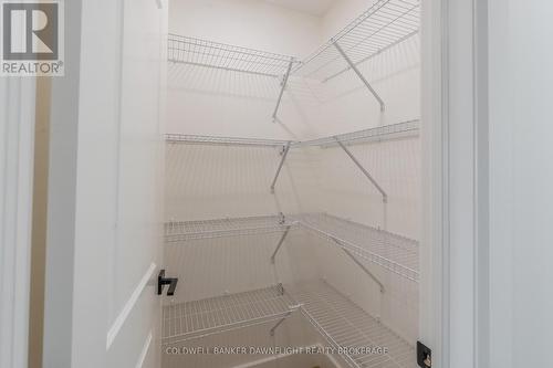35 - 147 Scotts Drive, Lucan Biddulph, ON - Indoor With Storage