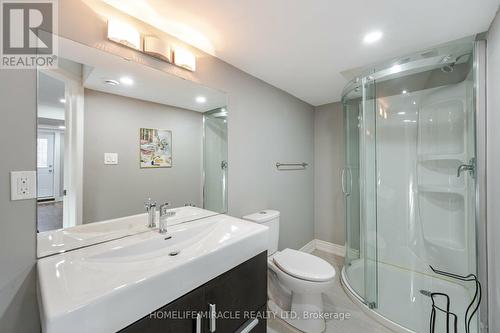 3239 Singleton Avenue, London, ON - Indoor Photo Showing Bathroom