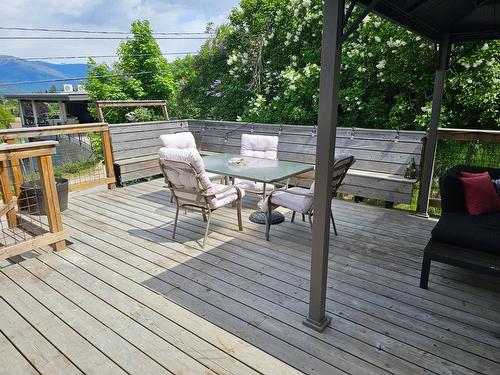 320 Chatham Street, Nelson, BC - Outdoor With Deck Patio Veranda With Exterior