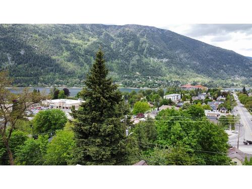 320 Chatham Street, Nelson, BC - Outdoor With View