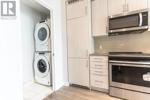 1714 - 4055 Parkside Village Drive, Mississauga, ON - Indoor Photo Showing Laundry Room
