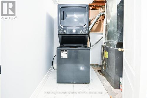 668 Hamilton Crescent, Milton, ON - Indoor Photo Showing Laundry Room